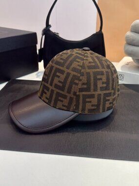 💎Fendi hat💎